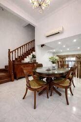Flora Road (D17), Terrace #556216571